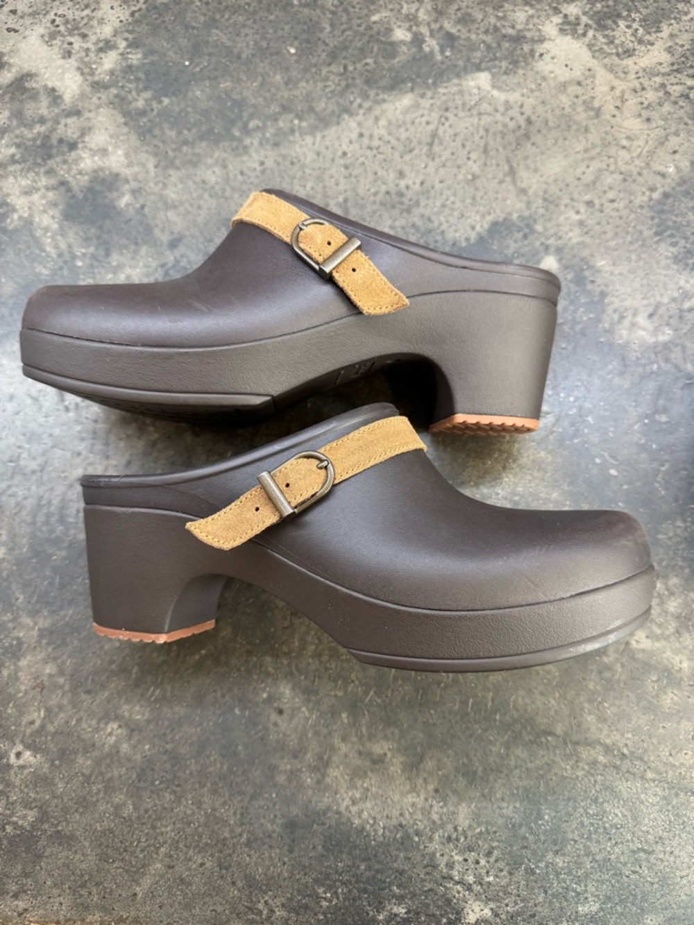 CROCS croslite slip on Platform Clogs with Tan Suede Strap